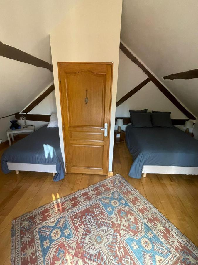 Bed and Breakfast Le Logis Du Regisseur Charny-Oree-de-Puisaye Esterno foto