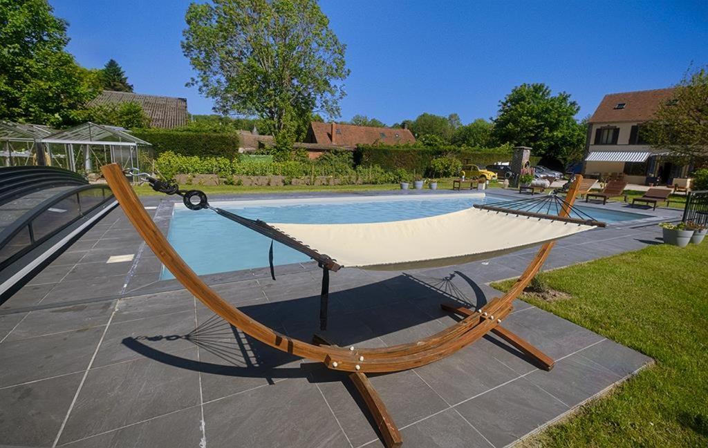 Bed and Breakfast Le Logis Du Regisseur Charny-Oree-de-Puisaye Esterno foto